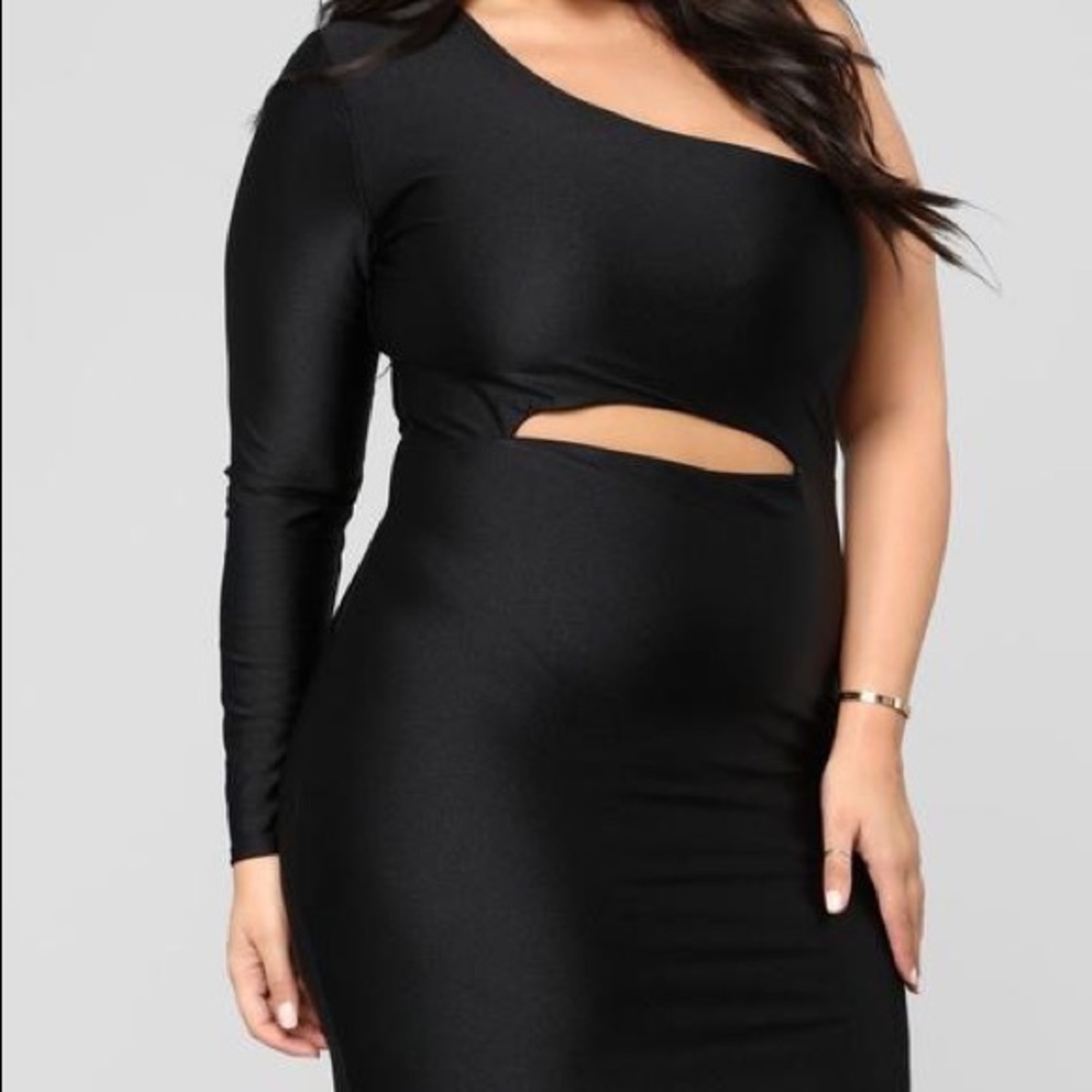 FashionNova Cut to the Point One Shoulder Dress
